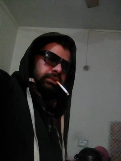 hot 50i sel krna ha boss all ok dubh charger sth ha 03084822223