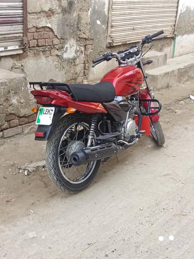 Yamaha YB 125Z Near Nd Clean.