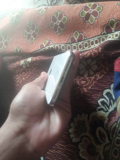 iPhone x  64 gb s exchange Posible with android