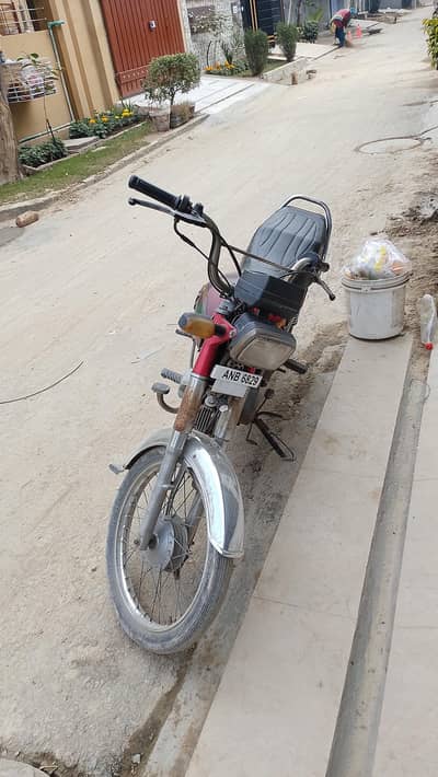 Road prince 21/22 model in good condition