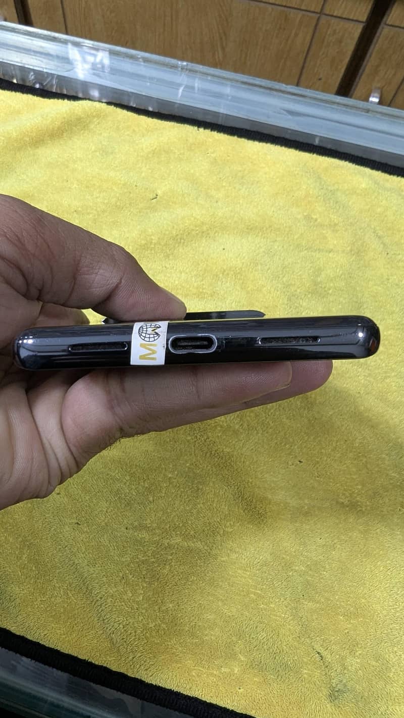 Google Pixel 7 Pro 8