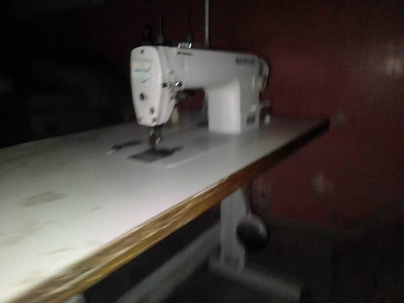 اچھی کنڈیشن میں ھے 1