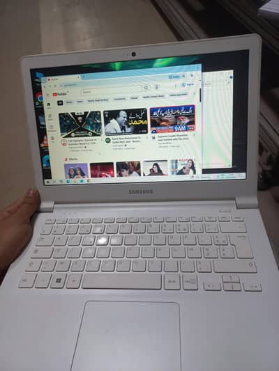 Samsung laptop battery  good condition white color