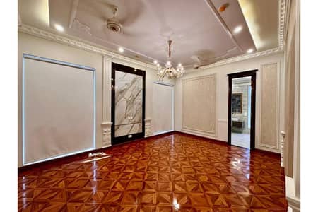 DHA LAHORE Phase-6 1-Kanal Upper-Portion 3-Bedroom 1-Kitchen 2-Car Parking