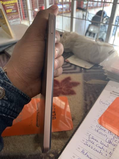 Sparkx neo 8 plus 4 64