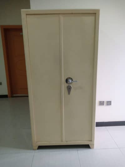 record keeping  cabinents