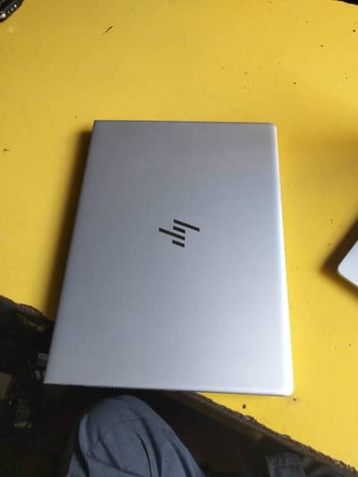 hp i5 8th generation laptop 8gb 256 SSD