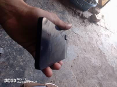 samsung a06 4/64  exchange with iphone only