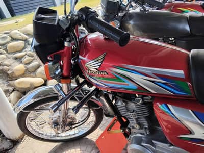Honda 125 22/23 model
