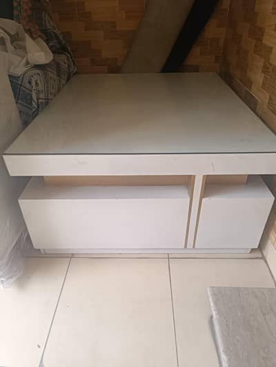 Centre Table for sale Rarely used