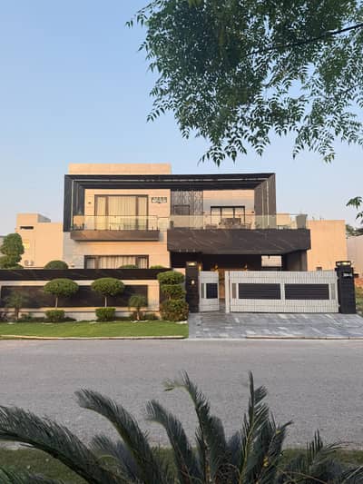 ABID ASSOCIATES OFFERS 1 KANAL BRAND NEW FULLY FURNISHED VILLA ORIGINAL PICS ATTACHED