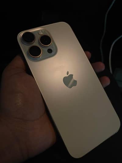 iphone 16 pro max jv 100% health