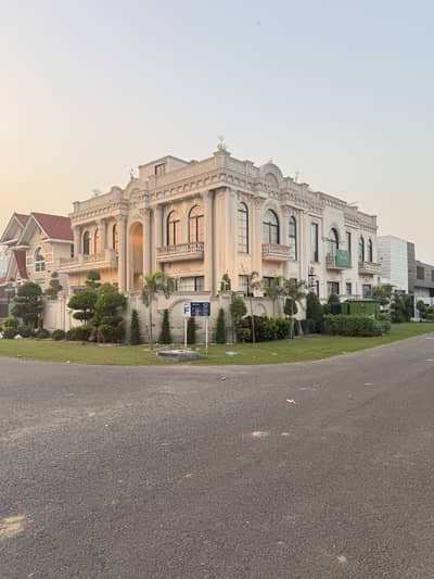 24 MARLA CORNER FULL BASEMENT SWIMMINIG POOL LIFT FULLY FURNISHED VILLA NEAR FAIRWAYS