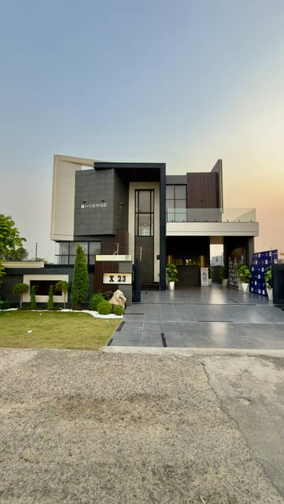 THE NEXA 1 KANAL BRAND NEW FULLY FURNISDED ULTRA MODERN HOUSE FOR SALE