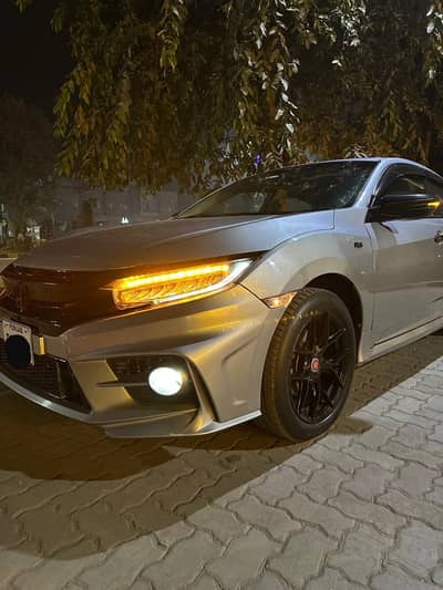 Honda civic 1.8 oriel 43000 km  Call me on this number . . . zero three z