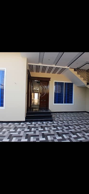 12 Marla house for sale rahim yar Khan cenal Rod