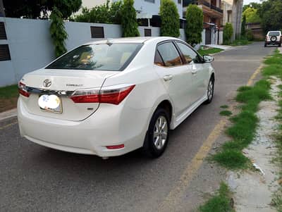 Toyota Corolla XLI 2015 sealed pack, side showers for neat look