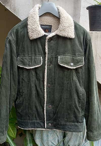 Imported Coat's and Jacket's / Interested People Contact on Whatsapp