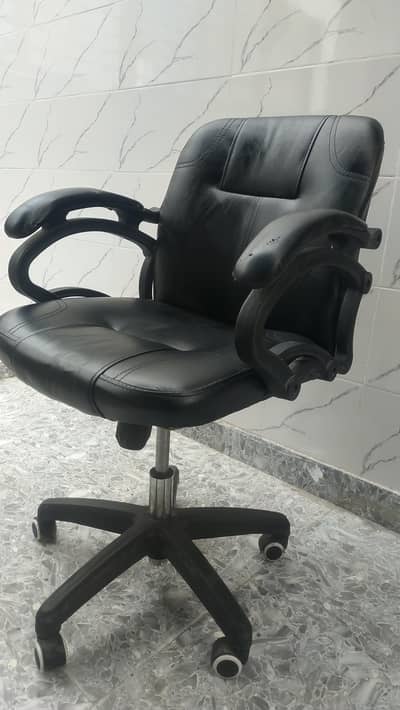 office chairs urgently sale