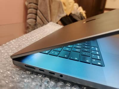 macbook pro m1 max 32/512 16"