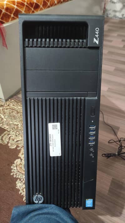 HP Z440 Workstation | Xeon E5-1620 v3 | 8GB DDR4 | SSD + HDD