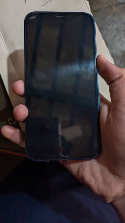 Mobile bilkul oky ha  blue colour ha 128/ gb ha or jv ha 4 month sim