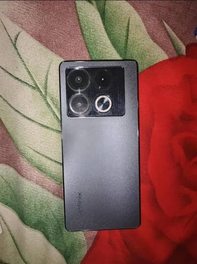 infinix note 40. . . 256gb