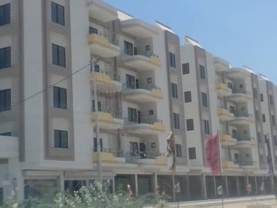 Spacious 5 Room Corner Apartment