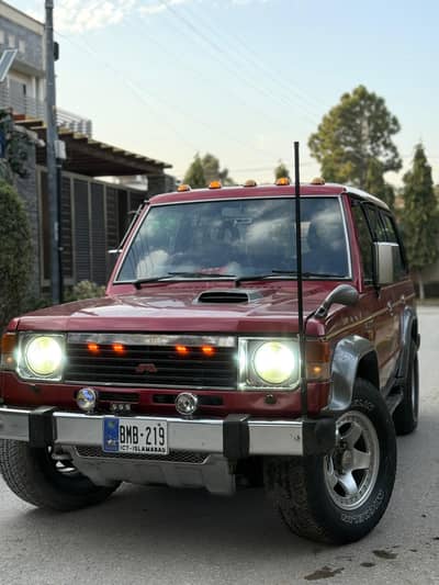 Mitsubishi Pajero 1986