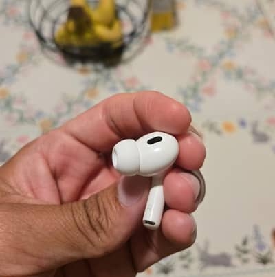 AirPods pro 2 T/C Only Right Side AirPods Available 100% Original