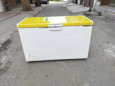 waves freezer single door all ok good condition Call 0346/7070/370