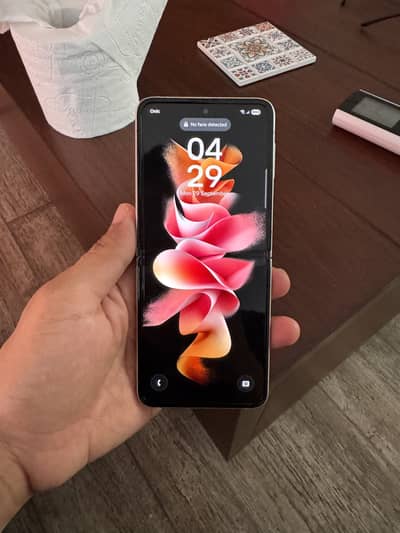 Samsung Mobile Z Flip 3