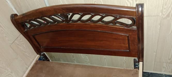 old wooden Single bed 2 Pcs without matress