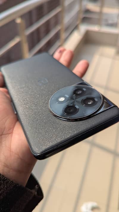 Fresh OnePlus 11R | Black | 10/10 Condition | Charger Available
