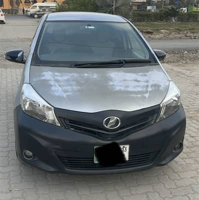 Toyota vitz 2011/13