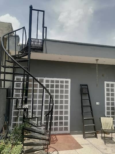 H-13 5 Marla (25 X 50), Total 5 Bedrooms, 7 Bathrooms, 2 Drawing Rooms, 2 TV Lounge, 2 Kitchen With All Facilities (1 Gas, 2 Electricity Meters (On-Grid Solar System Installed & Water)