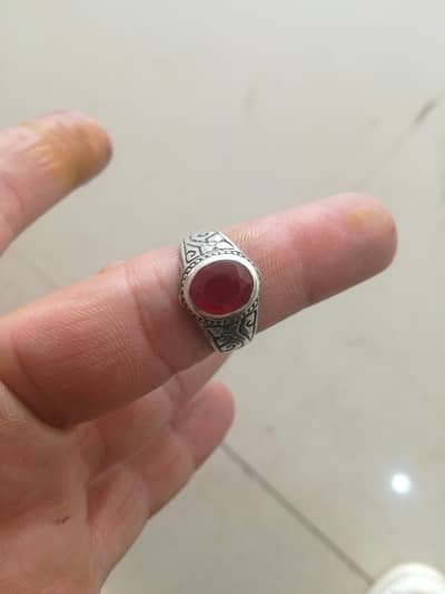 8 gram Chandi Pathar Yakut hai video available