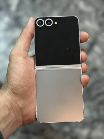 Samsung Galaxy Z Flip 6 Official PTA 12/512GB