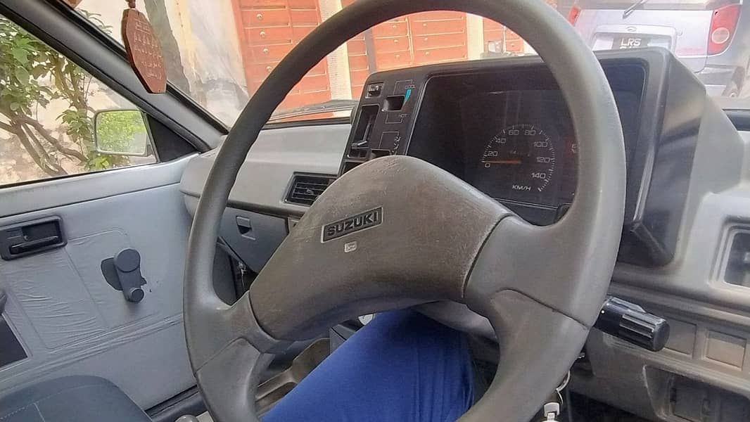 Mehran vx 2011 model 1