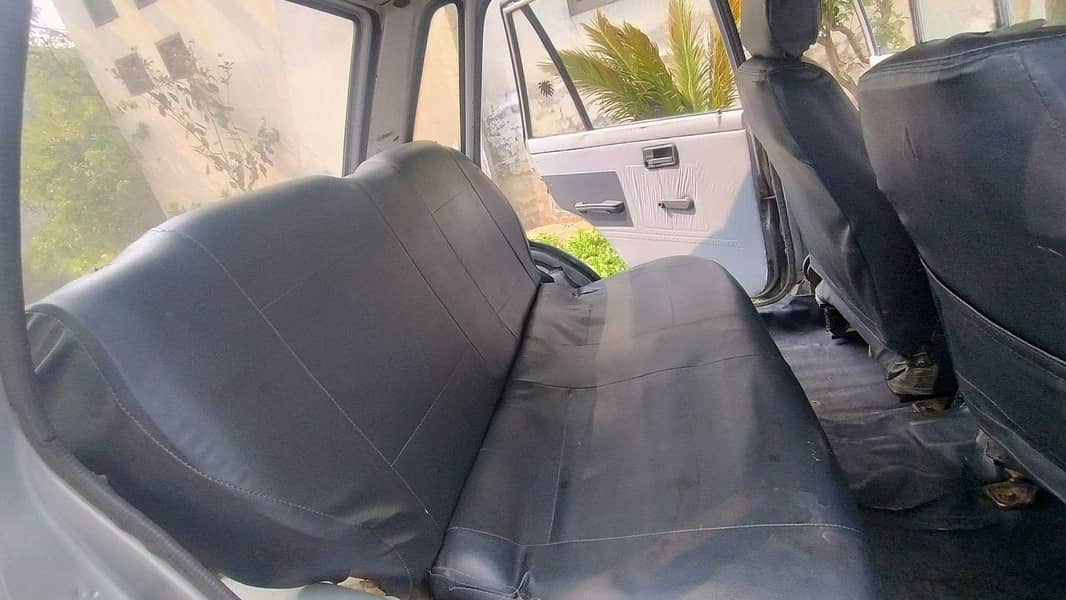 Mehran vx 2011 model 5