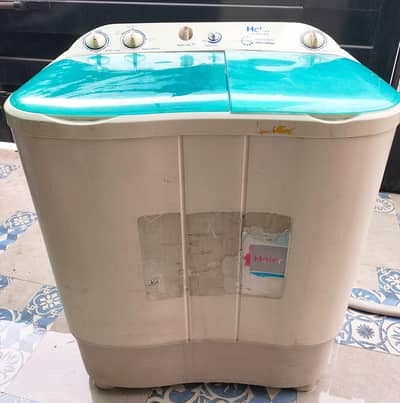 Haier 8KG Twin Tub Washing Machine (HWM 80-100S)