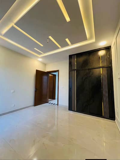 7 Marla Brand New Luxury Modern House For Sale Grand Enclave