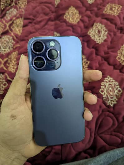 iphone 14 pro. 128 gb JV  DISPLAY CHANGE  86 health