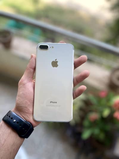 I phone 7 plus jv/128 + cable