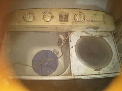 Dawlance Dw5200 urgent sale