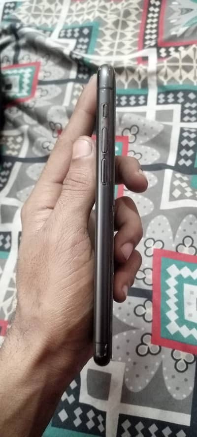 contact me on whatsapp 03192122758