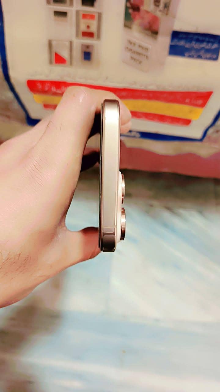 IPhone 16pro Max 7