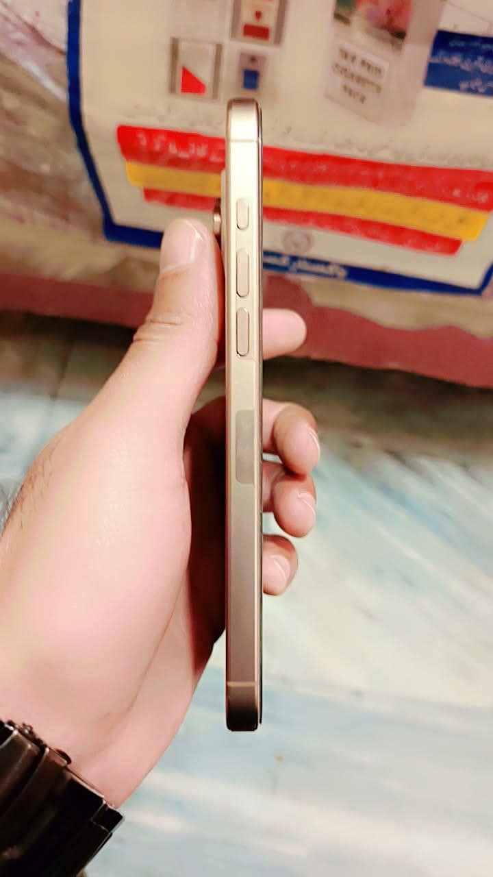 IPhone 16pro Max 10