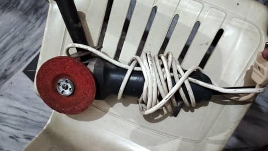 Bosch Original 5 inch Grinder Variable speed