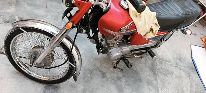 honda 125 2011 model fresh piece one hand use